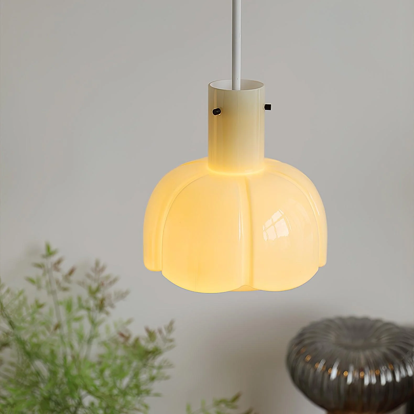 Zentara Glass Contemporary Pendant Light - Image 19