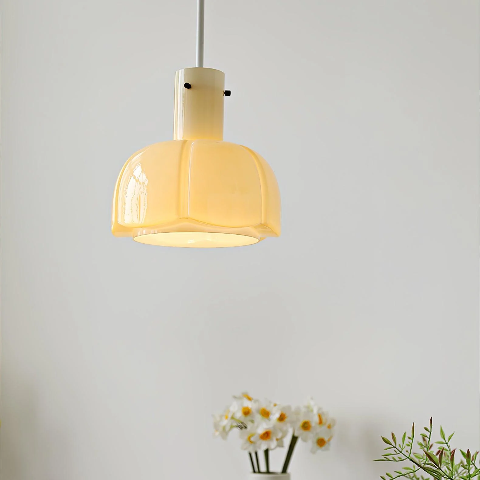 Zentara Glass Contemporary Pendant Light - Image 27