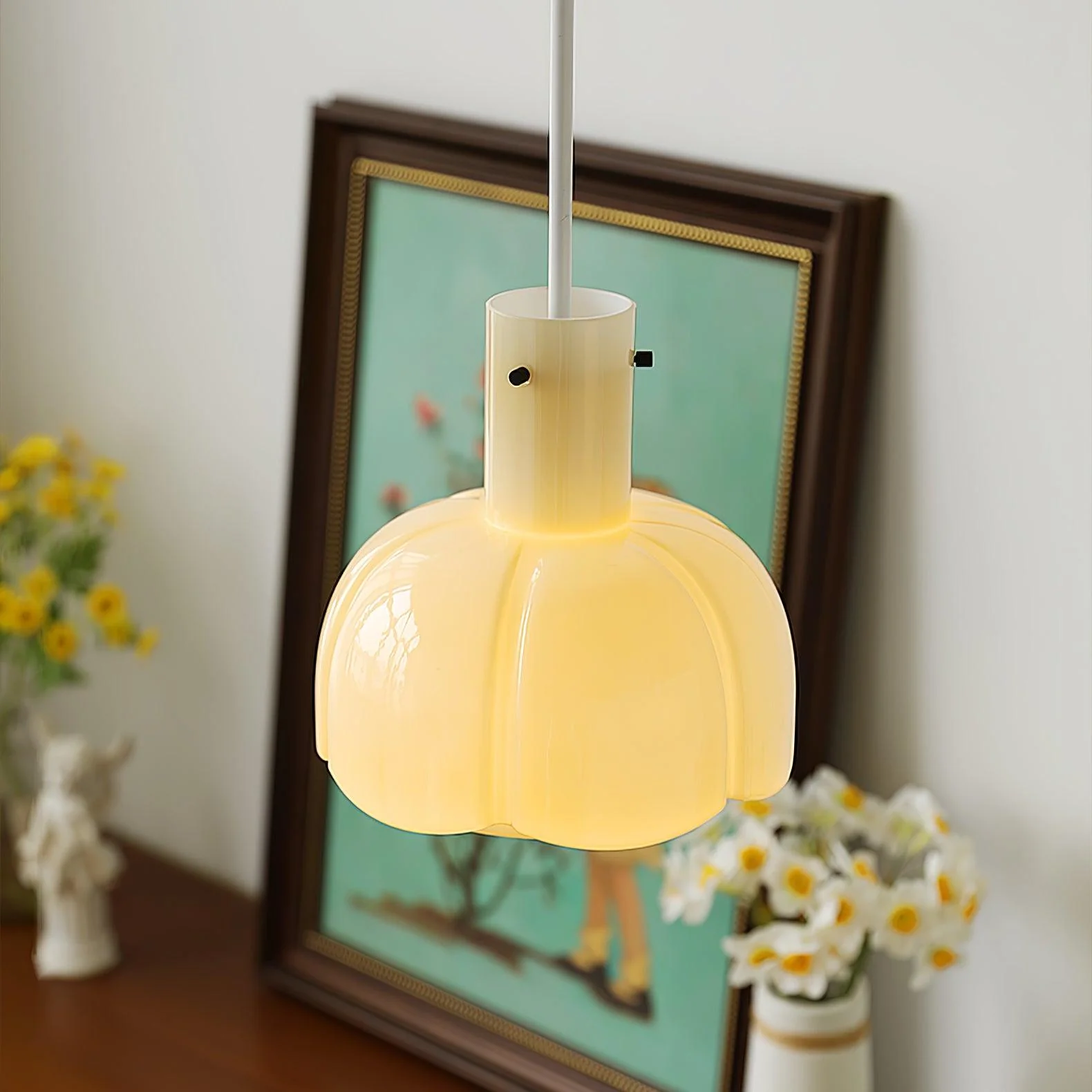 Zentara Glass Contemporary Pendant Light - Image 4