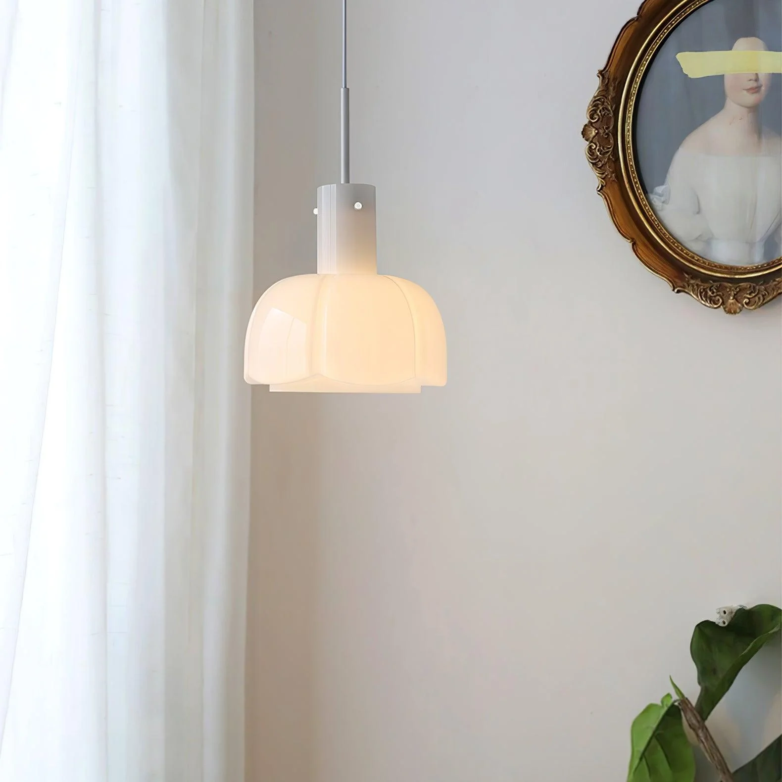 Zentara Glass Contemporary Pendant Light - Image 76