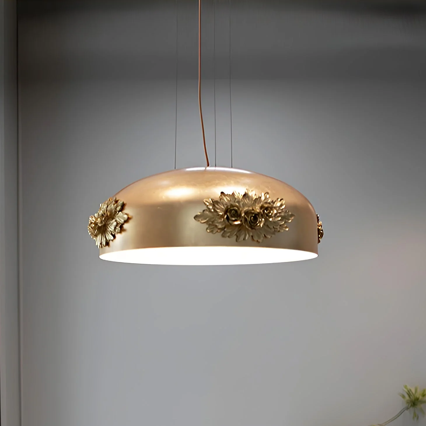 Zesolila Traditional Art Gold Pendant Light - Image 4