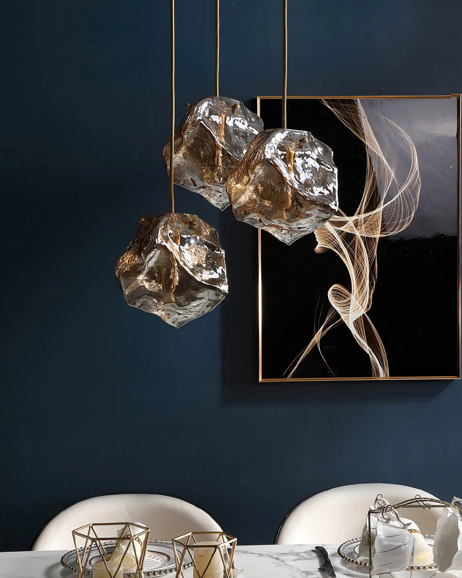 Zionis Brass Luxurious Pendant Lamp - Image 10
