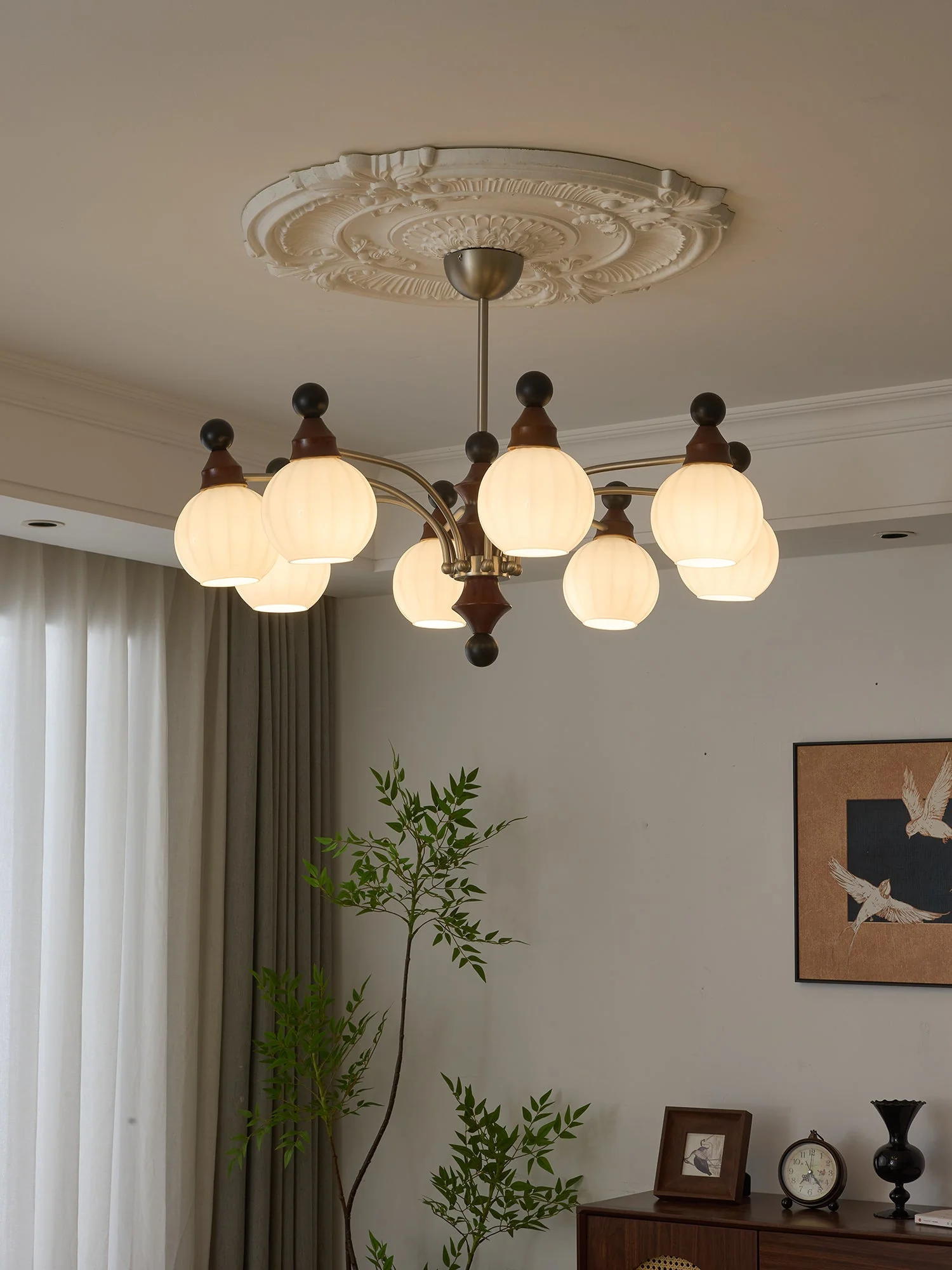 Zosilara Traditional Elegance Wood Chandelier - Image 28