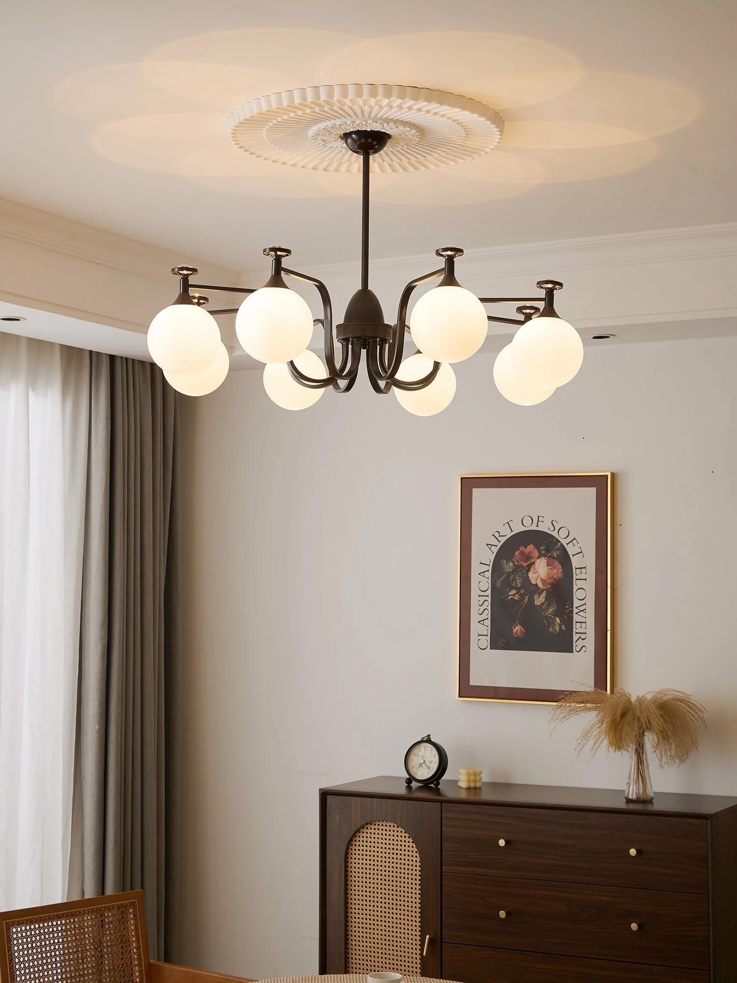 Zotheira Elegance Vintage Glass Chandelier - Image 10