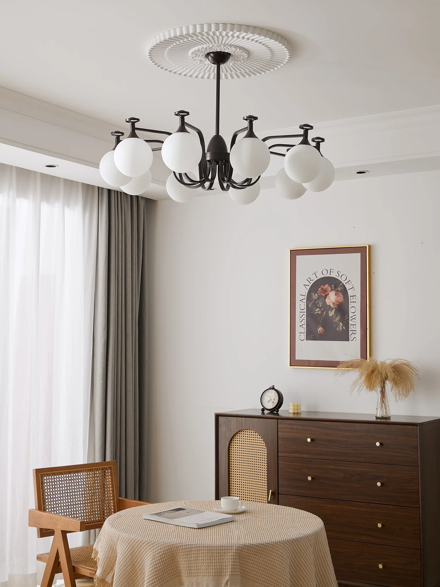 Zotheira Elegance Vintage Glass Chandelier - Image 2