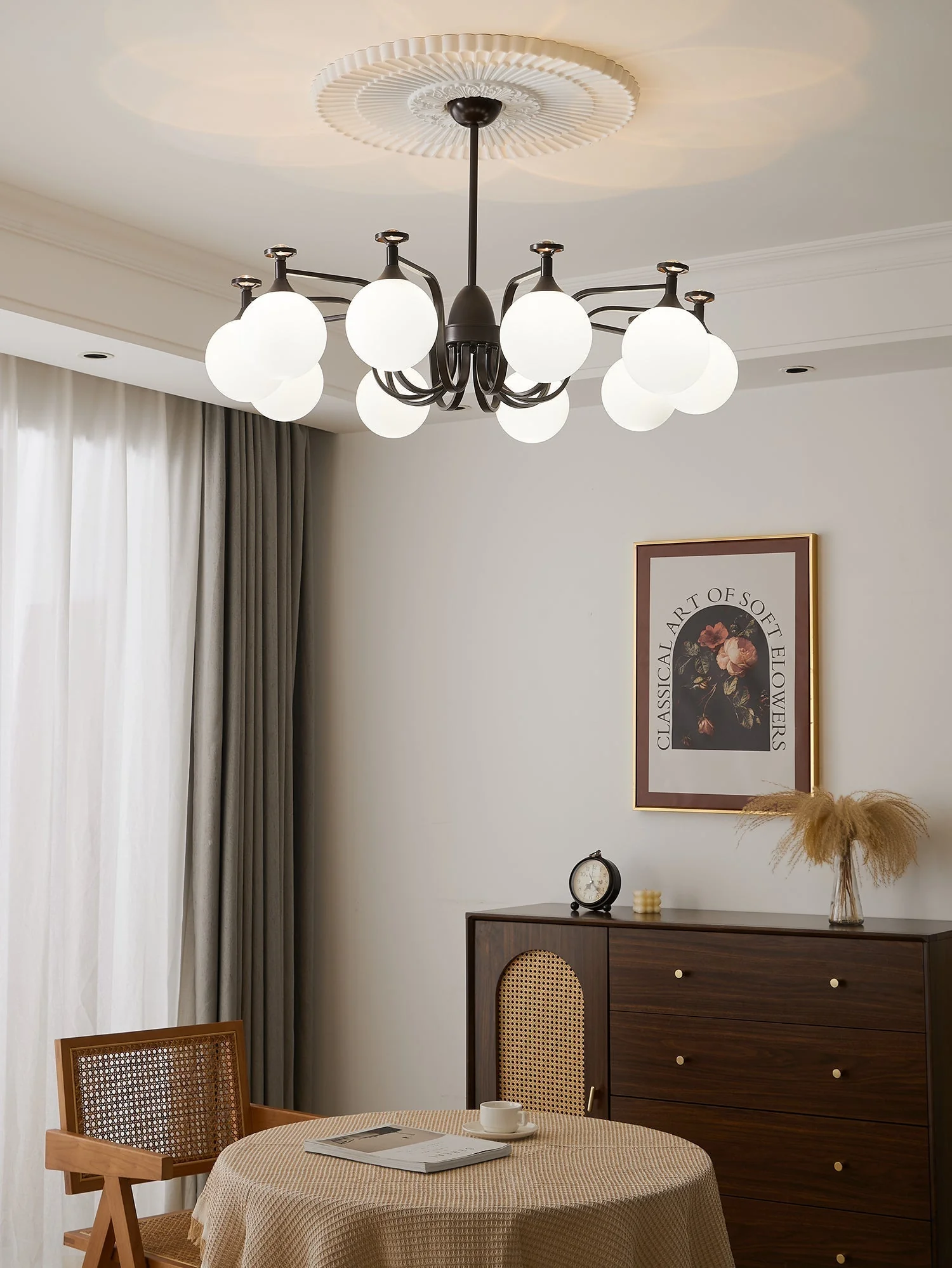 Zotheira Elegance Vintage Glass Chandelier - Image 5