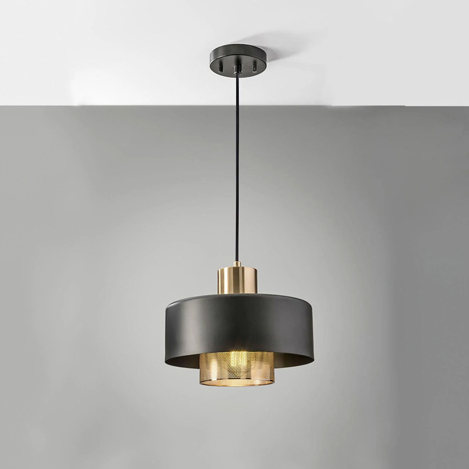 Zynthre Classic Industrial Pendant Lamp - Image 5
